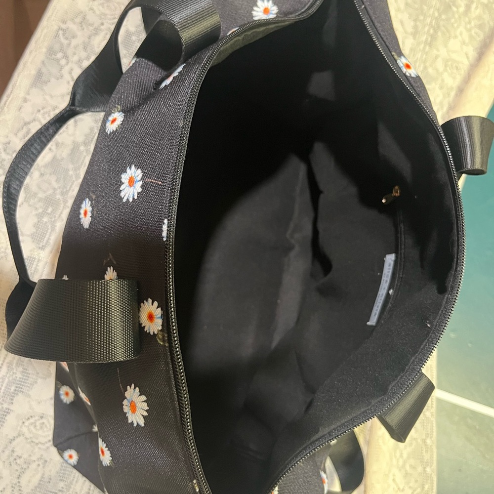 Alice and Olivia Daisy Duffel Weekender Tote Bag - Picture 12 of 13